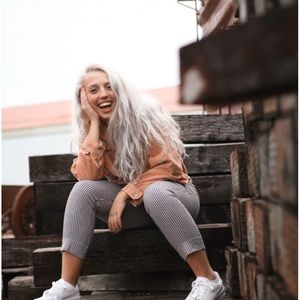 Meet your Posher, Ellie